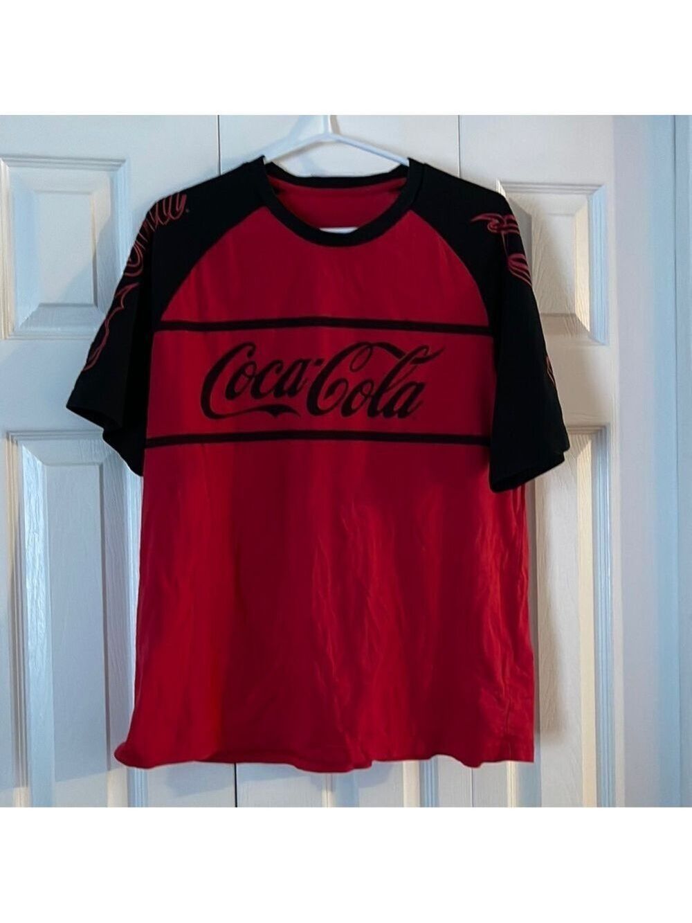 Authentic Coca Cola t-shirt size XL 😍